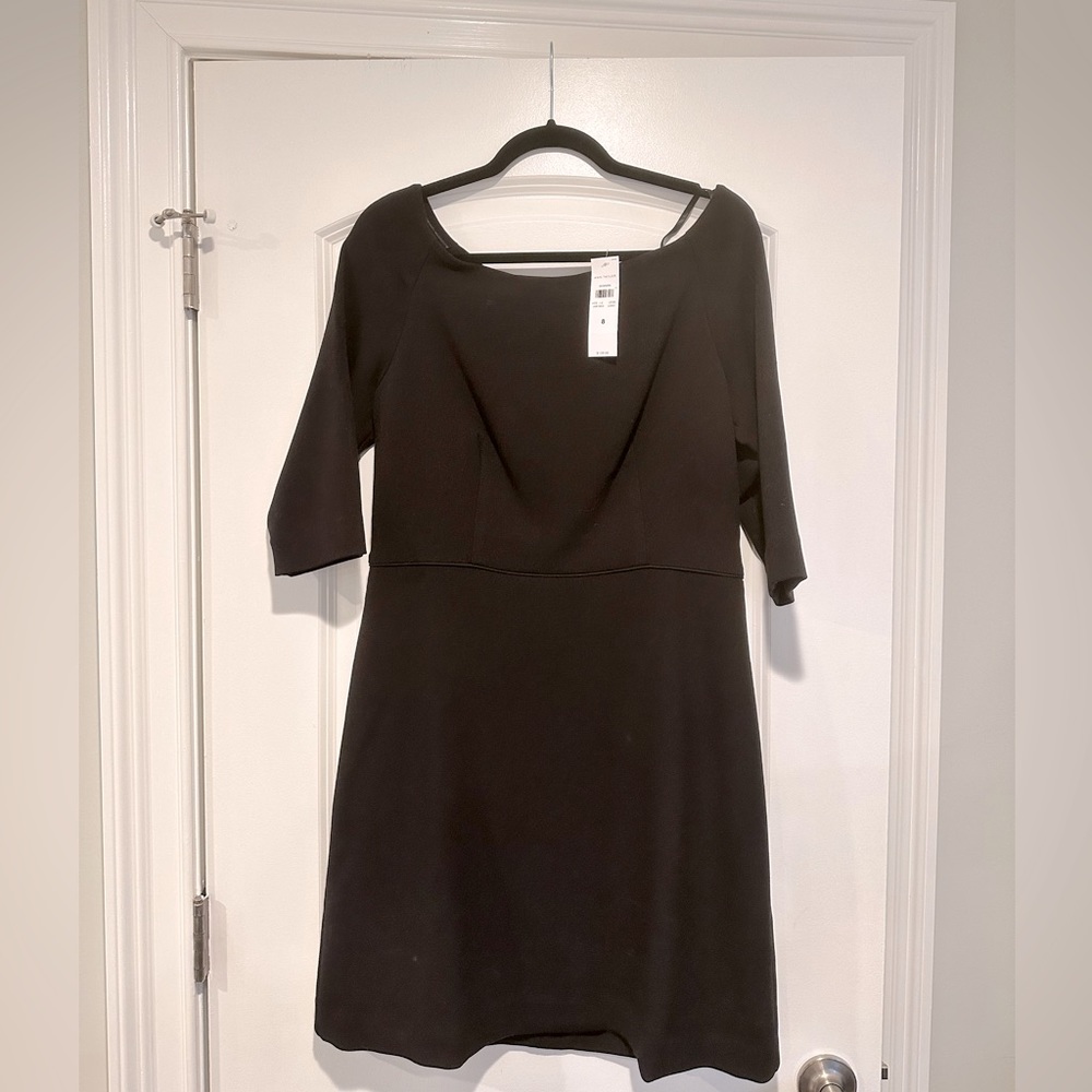 Here is your next office wardrobe staple piece!